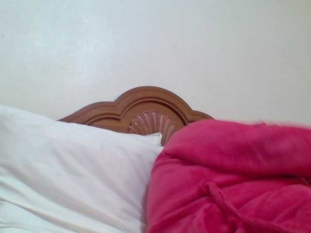 Live sex webcam photo for pussylips53 #290152968