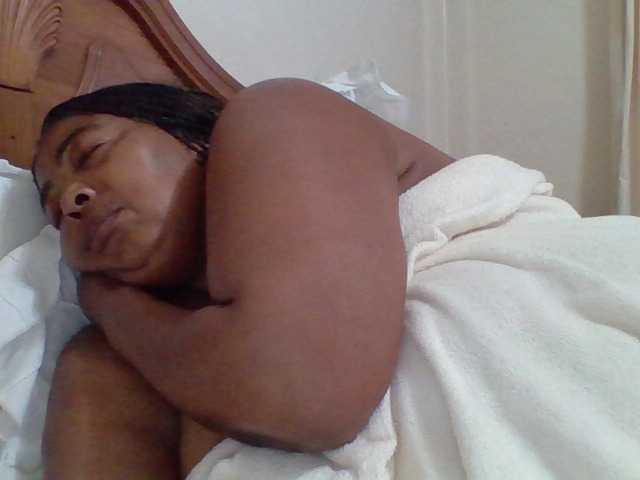 Live sex webcam photo for pussylips53 #290247157