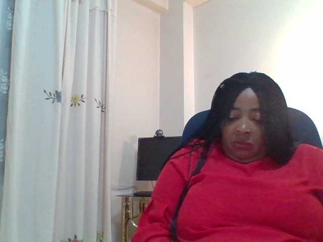 Live sex webcam photo for pussylips53 #290336149