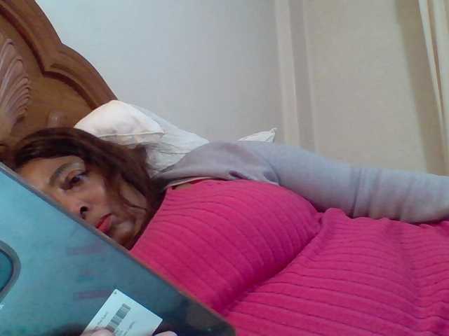 Live sex webcam photo for pussylips53 #291400122