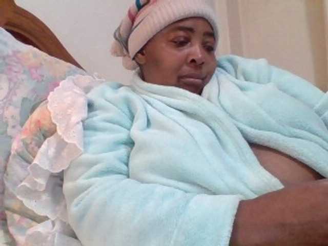 Live sex webcam photo for pussylips53 #291419539