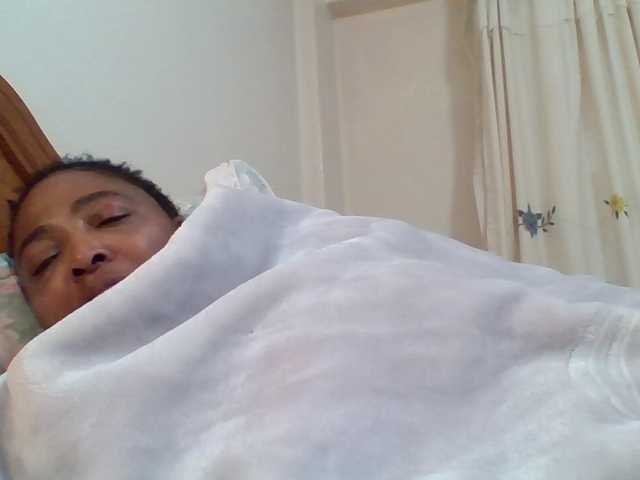 Live sex webcam photo for pussylips53 #291437259