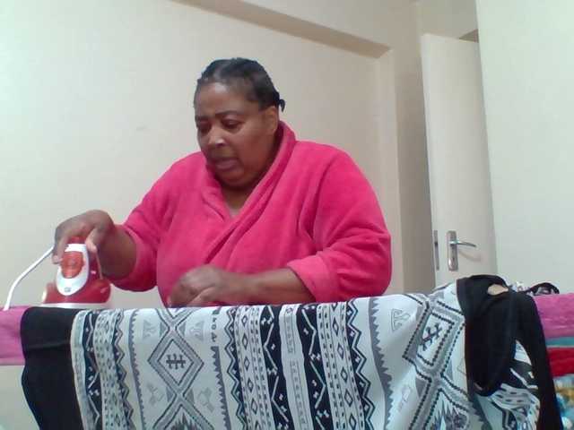 Live sex webcam photo for pussylips53 #291543329