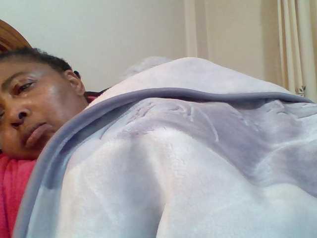 Live sex webcam photo for pussylips53 #291565799