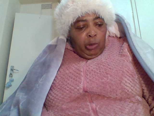 Live sex webcam photo for pussylips53 #291638222