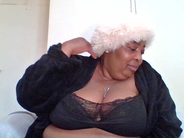 Live sex webcam photo for pussylips53 #291706831