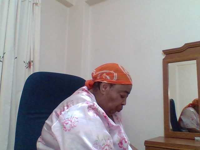 Live sex webcam photo for pussylips53 #291773095