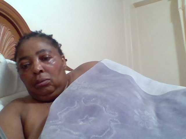 Live sex webcam photo for pussylips53 #291836124