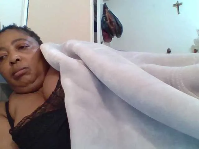 Live sex webcam photo for pussylips53 #291938601