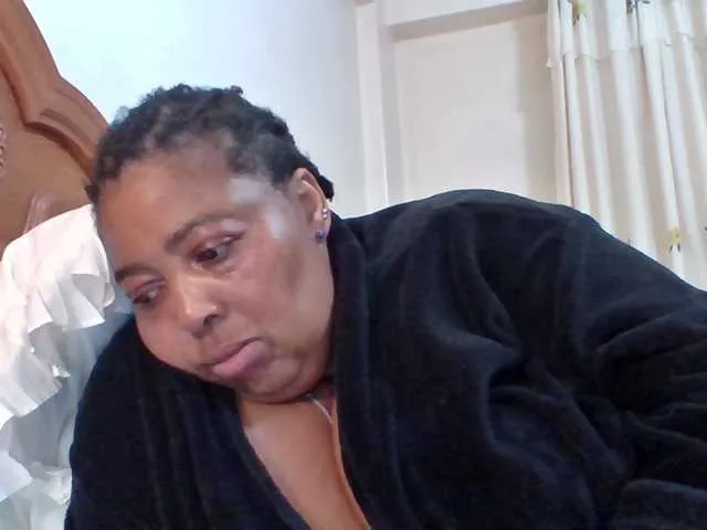 Live sex webcam photo for pussylips53 #291984043