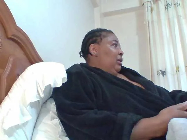 Live sex webcam photo for pussylips53 #291985182