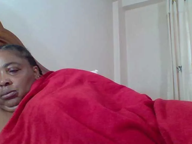 Live sex webcam photo for pussylips53 #292193833