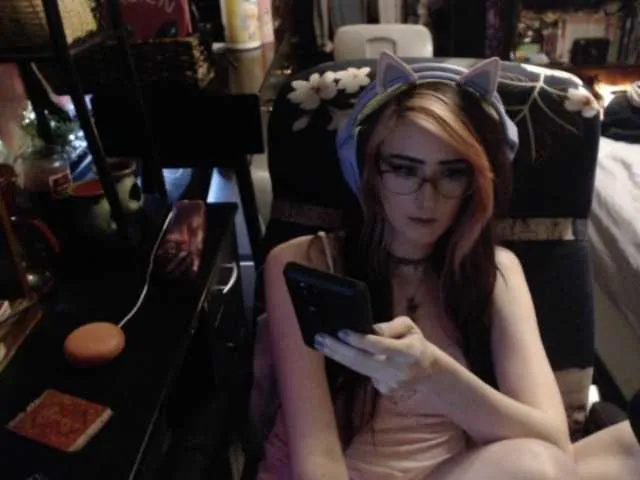 Live sex webcam photo for pussyxpaladin #290856193
