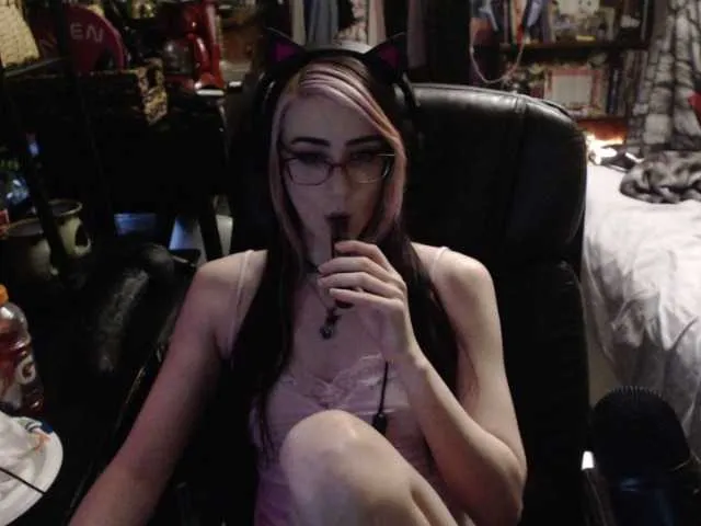 Live sex webcam photo for pussyxpaladin #290936364