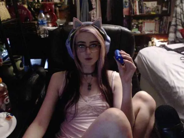 Live sex webcam photo for pussyxpaladin #290938063
