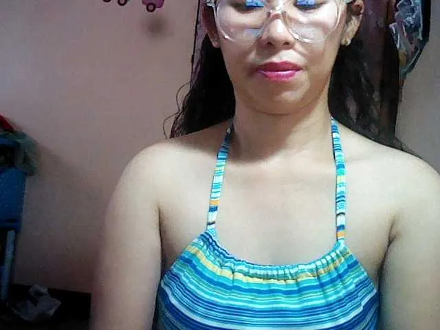 Live sex webcam photo for putspermsonme #273050231