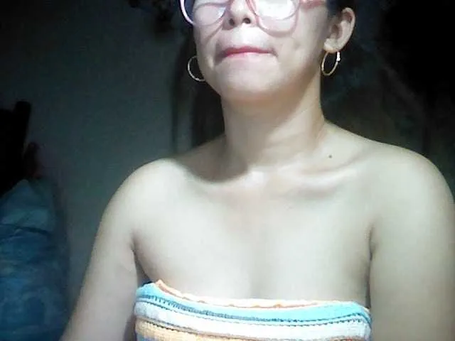 Live sex webcam photo for putspermsonme #275589212