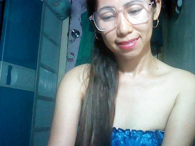 Live sex webcam photo for putspermsonme #290799116