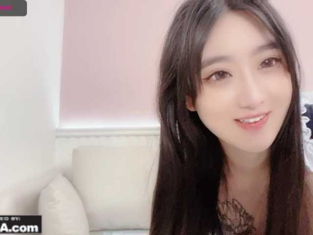 Live sex webcam photo for qingqin #272800770