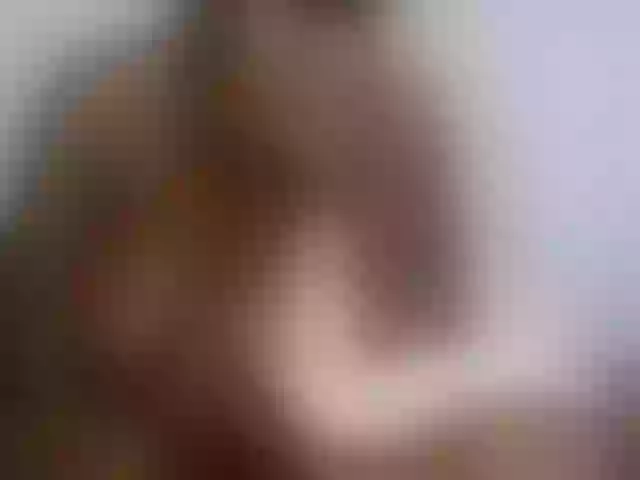 Live sex webcam photo for queen-innocent #291531406