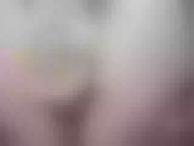 Live sex webcam photo for queen077 #271927228
