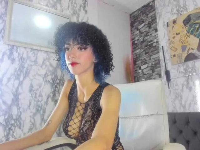 Live sex webcam photo for queencuarxxo #290693067