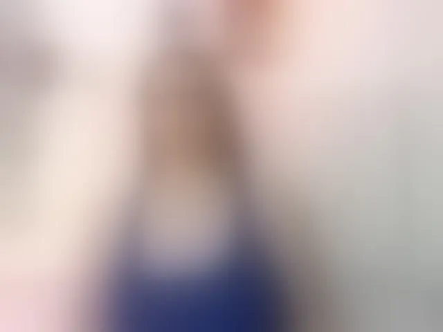 Live sex webcam photo for queendesiree #292724476