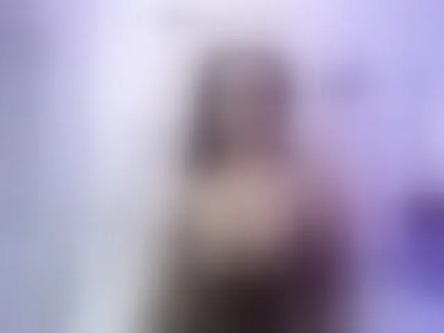Live sex webcam photo for queendesiree #293892878