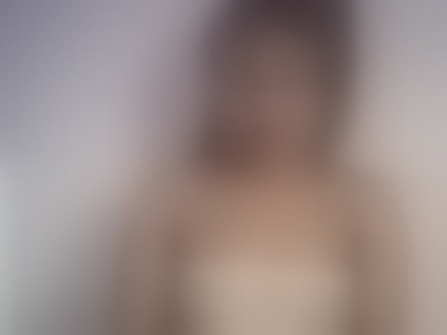 Live sex webcam photo for queenivy #292965670