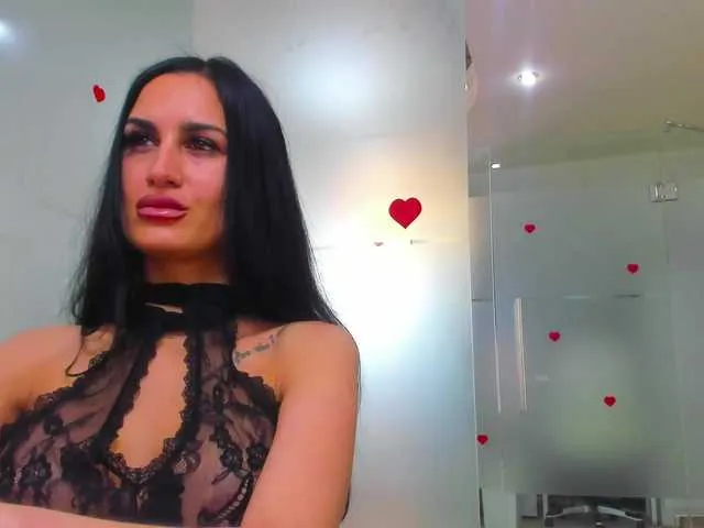 Live sex webcam photo for queenrafaelle #293610743