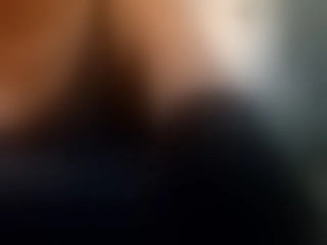 Live sex webcam photo for queenrafaelle #293809197