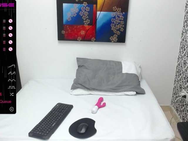 Live sex webcam photo for rachealwhite #272075793