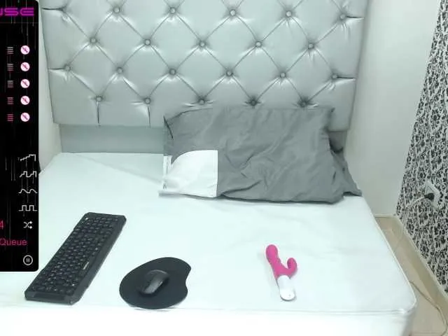 Live sex webcam photo for rachealwhite #272288337