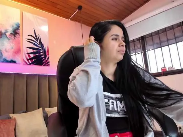 Live sex webcam photo for rachellwhatts #274521747