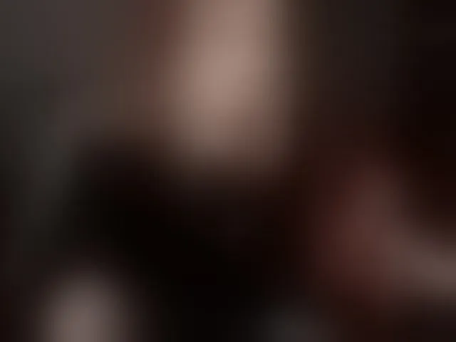 Live sex webcam photo for raingurl #293305318