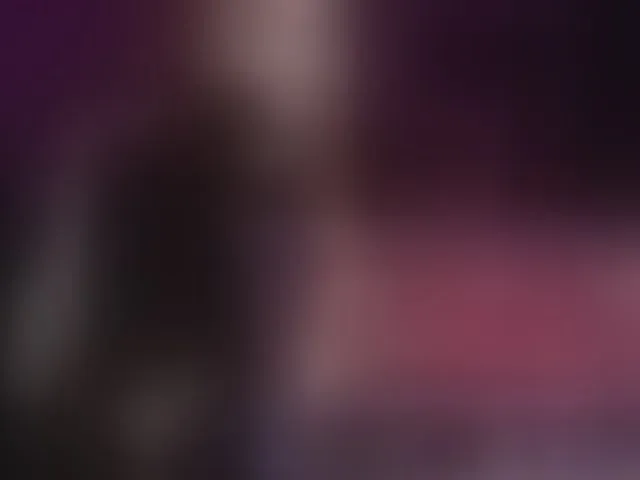 Live sex webcam photo for raingurl #293484875
