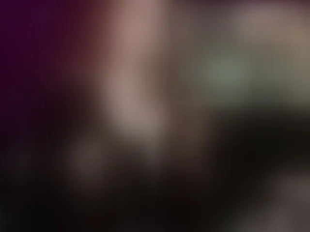 Live sex webcam photo for raingurl #293645035