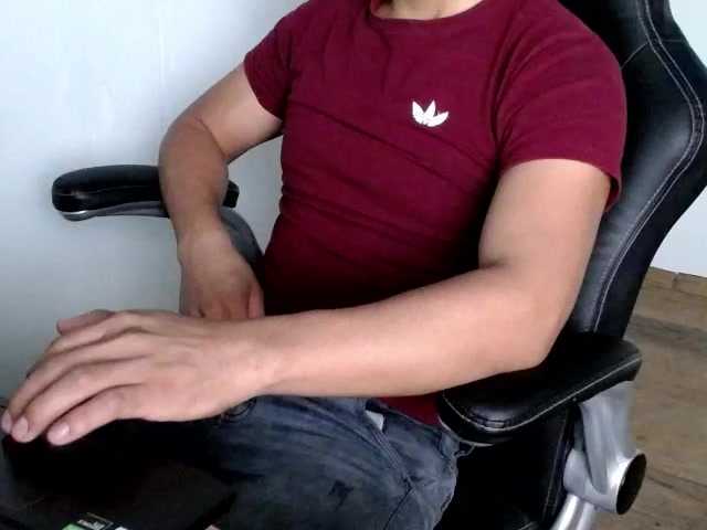 Live sex webcam photo for rammn #276783617