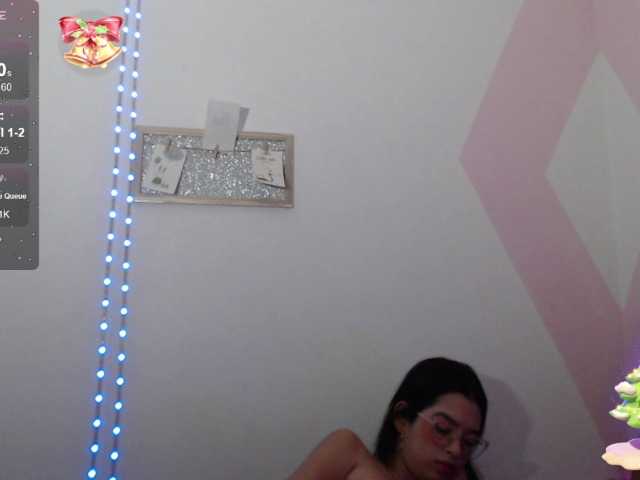 Live sex webcam photo for raquelle-sweet #277049729