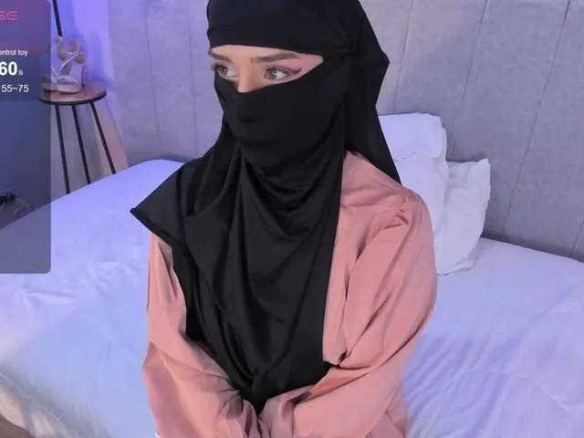Live sex webcam photo for rawiya #290248775