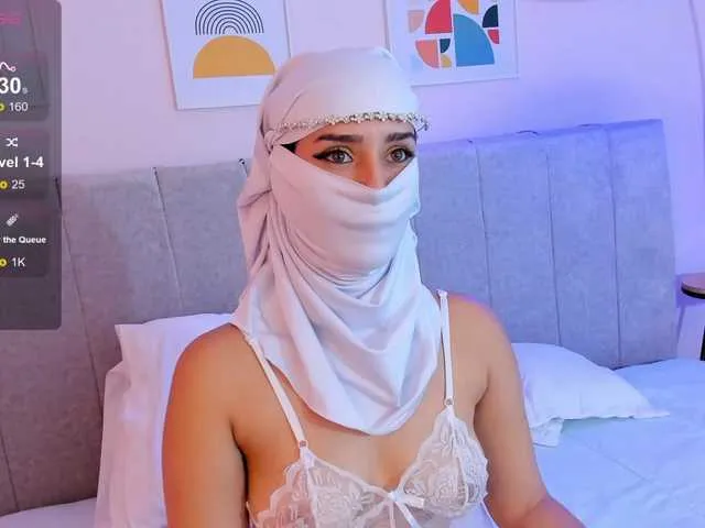 Live sex webcam photo for rawiya #290868409