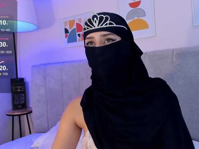 Live sex webcam photo for rawiya #291353350