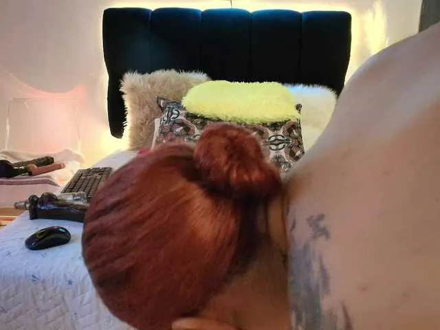 Live sex webcam photo for rayne-lor #293944128