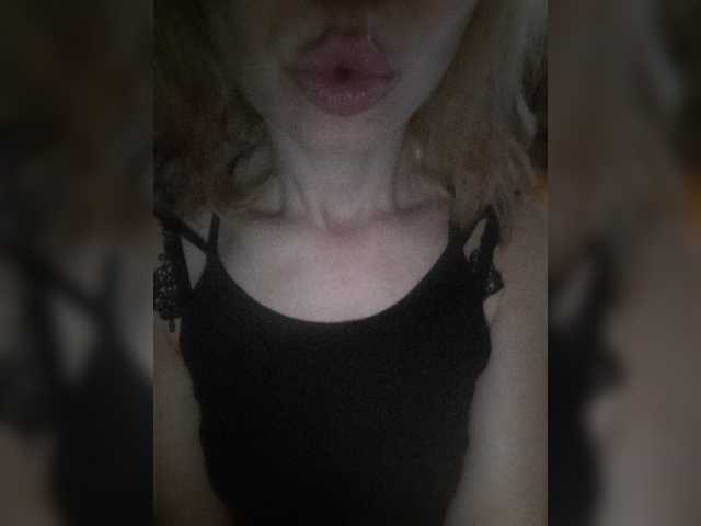 Live sex webcam photo for razvratik5 #273087907