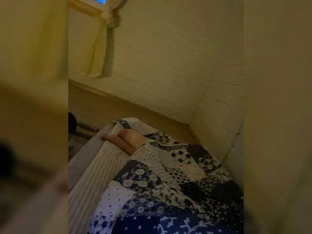 Live sex webcam photo for real-maksim #275495192