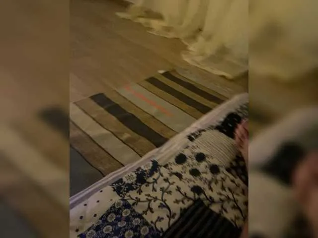 Live sex webcam photo for real-maksim #275543732