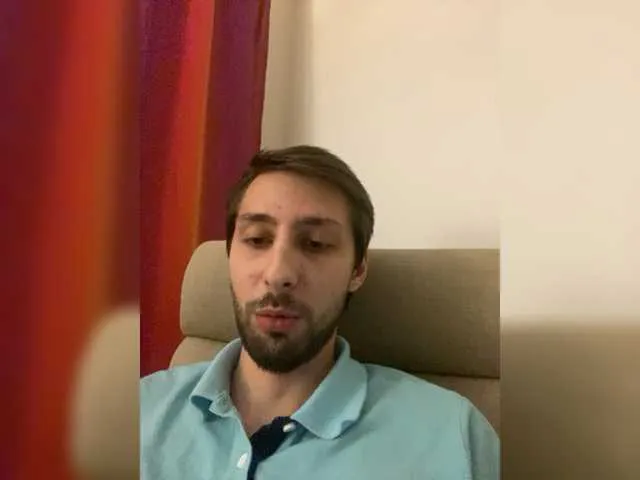 Live sex webcam photo for real-maksim #276901457