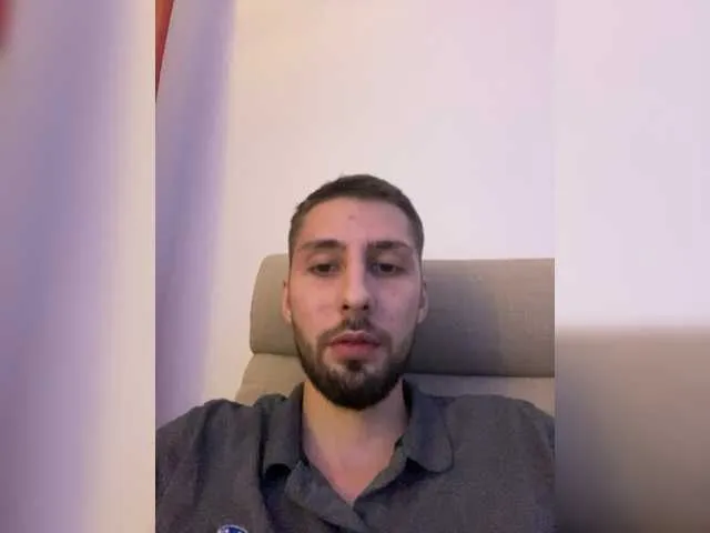Live sex webcam photo for real-maksim #276970155