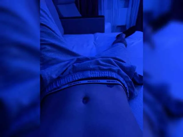 Live sex webcam photo for real-maksim #277062255