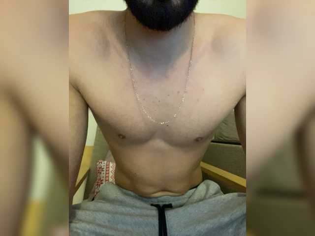Live sex webcam photo for real-maksim #277385049